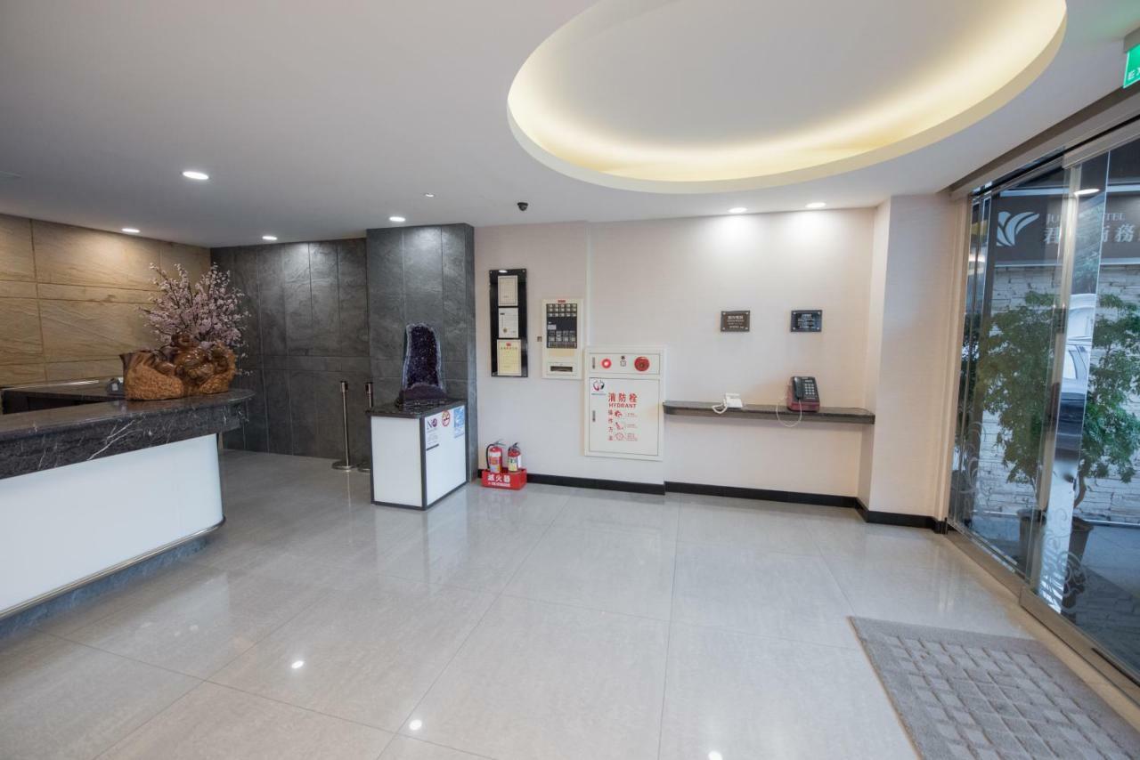 จุนลี โฮเต็ล Hotel Banciao ภายนอก รูปภาพ